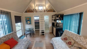 Small 24 sq m house for 6 people with 2 extra beds